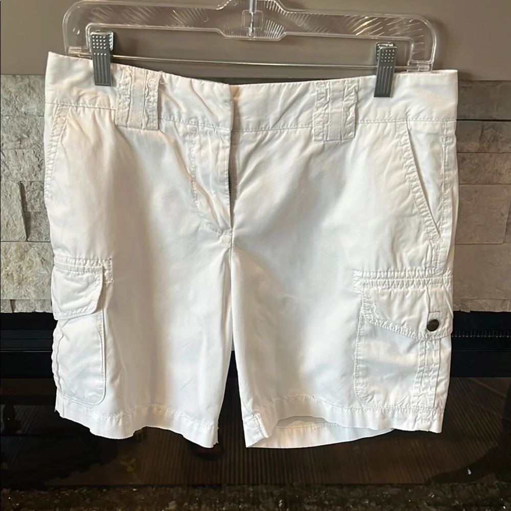 J. Crew Women's Chino City Fit White Cargo Shorts size 4